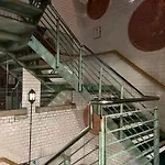 بيت شباب Gogartys Temple Bar *