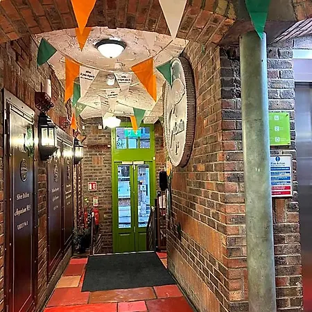 Hostel Gogartys Temple Bar Dublin