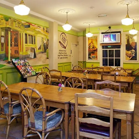Gogartys Temple Bar Hostel *